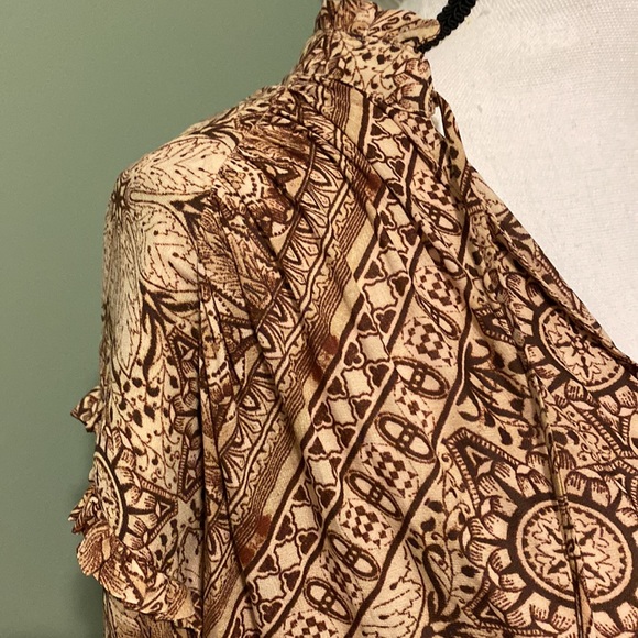 Free People Printed Ruffle Tie V-Neck Blouse - Picture 4 of 14